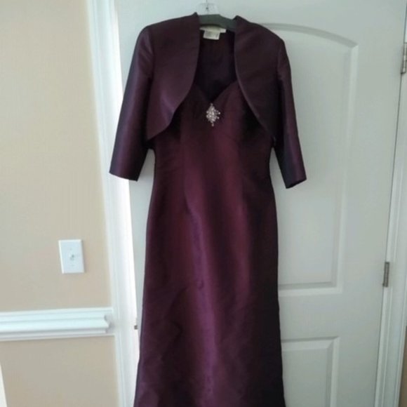 Formal Dress with Jacket! Great for events! - Picture 1 of 5